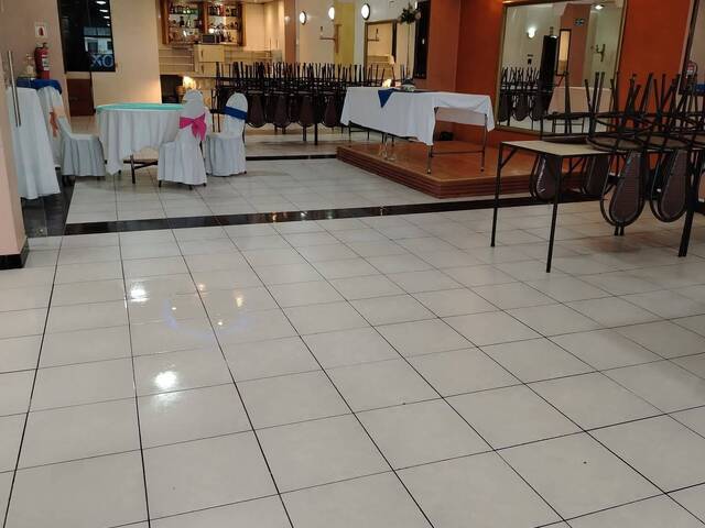 Piso Comercial para Alquiler en Quito - 4